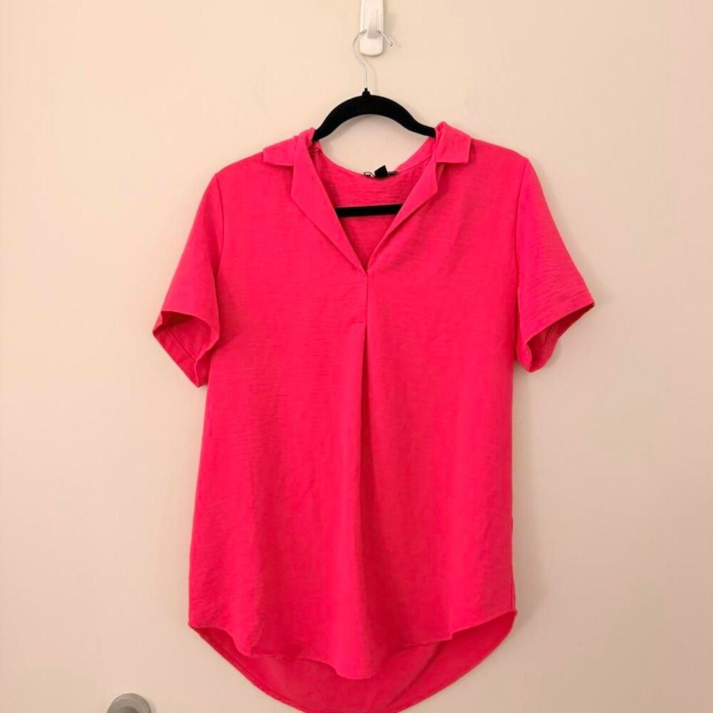 Hilary Radley Hot Pink Collared V-Neck Short Sleeve Flowy Hi-Low Blouse S